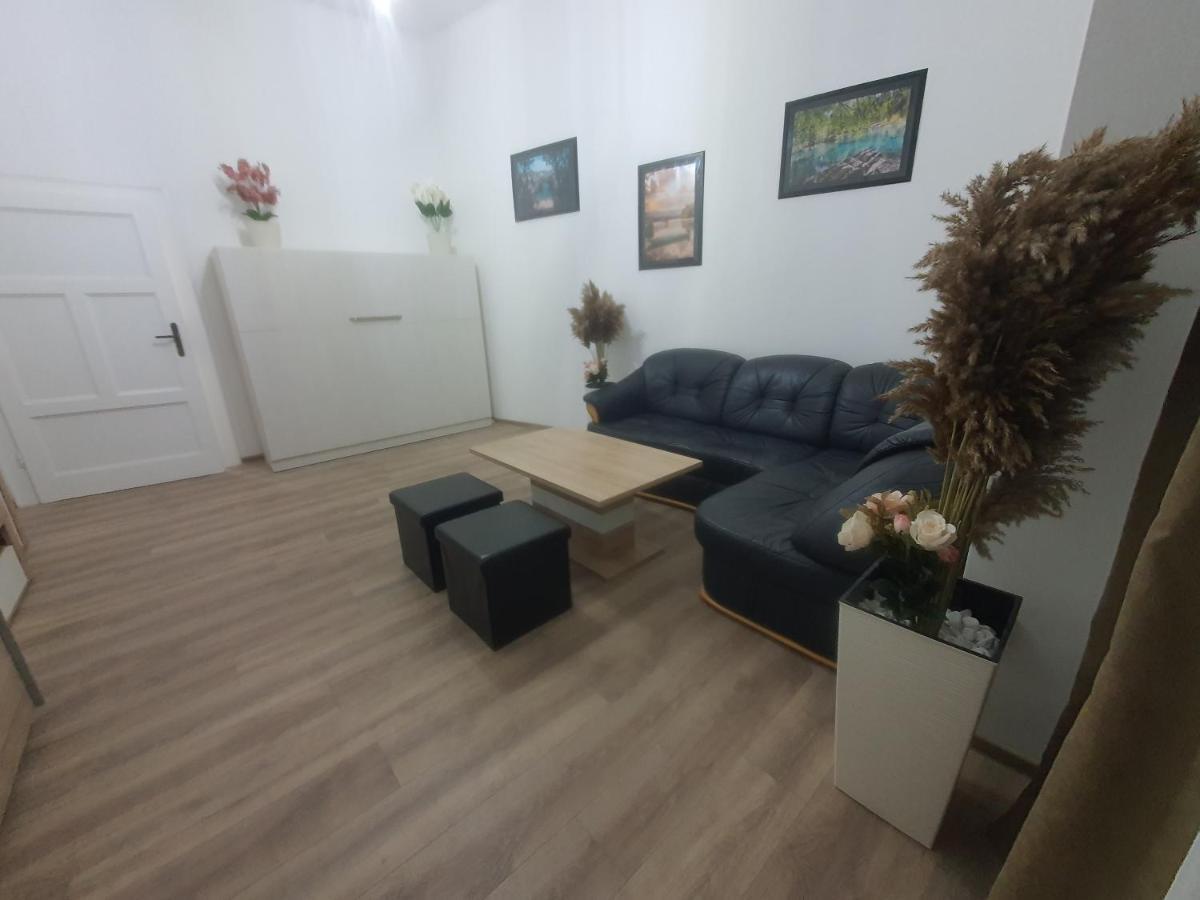 Beograd Centar Appartement Buitenkant foto